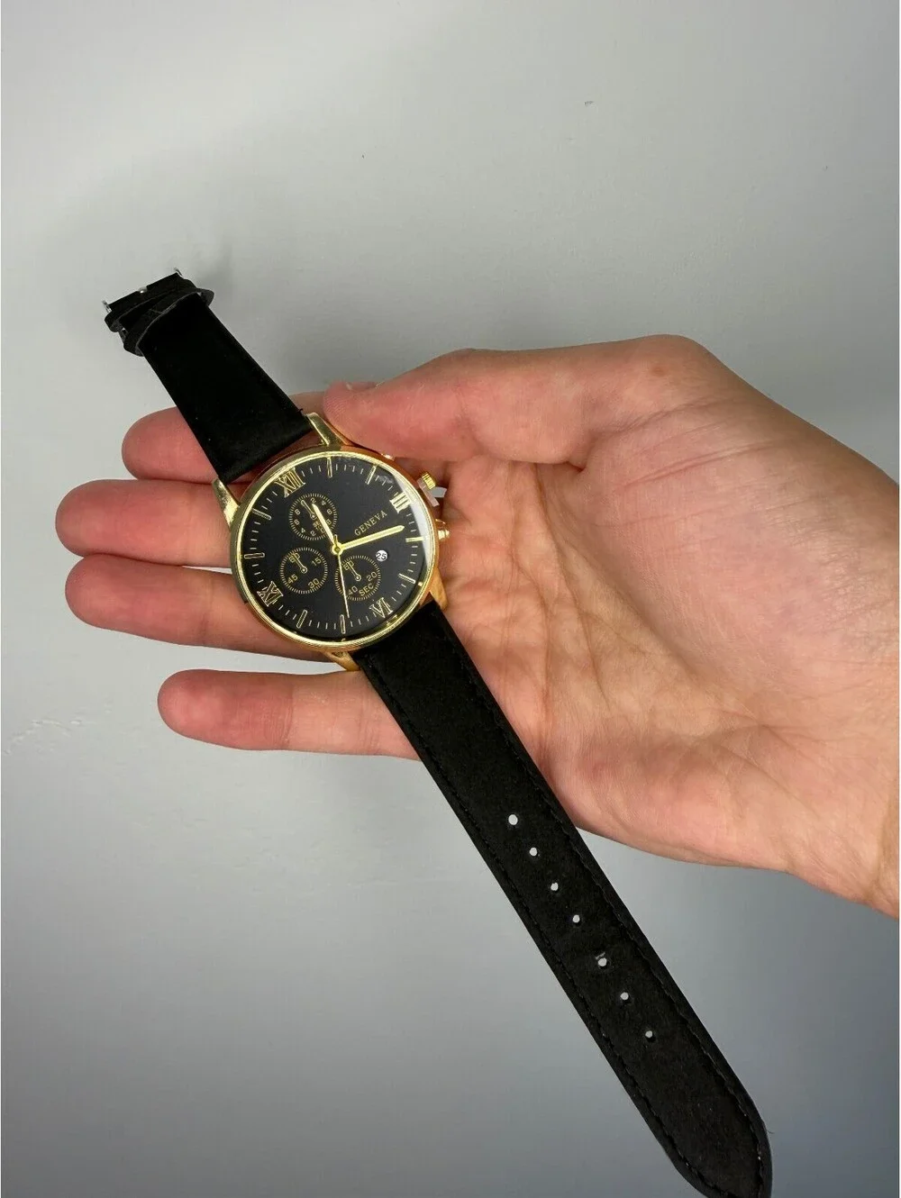 Circle Gold Watch Black Strap A-19